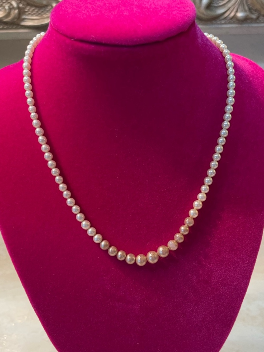 Vintage Pre-1955 Trifari Graduated Faux Pearl Strand Choker Necklace 15"